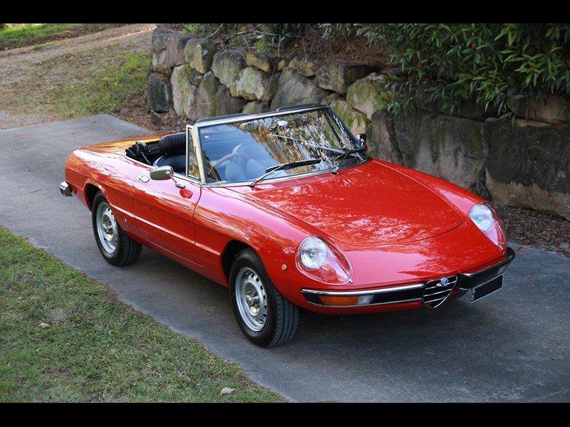 alfa romeo spider 991626 011