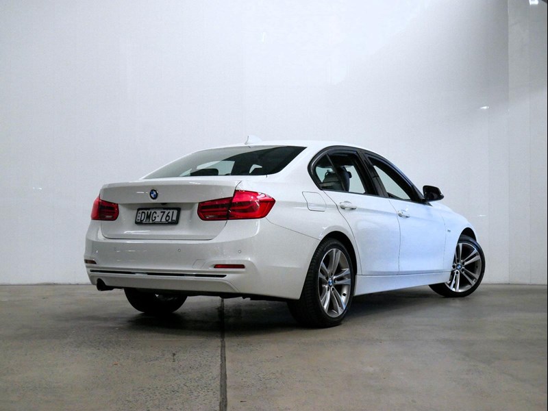 bmw 3 series 992965 041