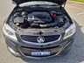 holden commodore 990581 020