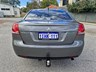 holden commodore 990056 010