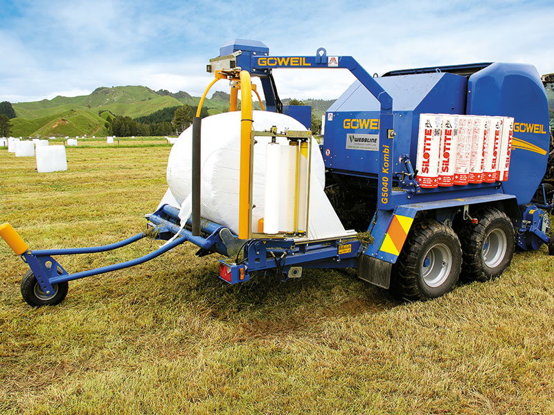 G-1 F125 Baler-wrapper combination in use