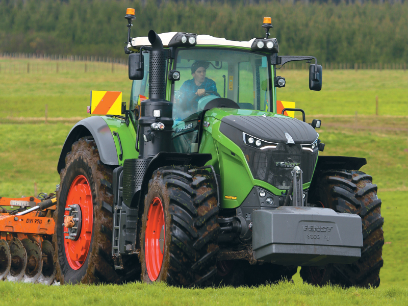 Fendt 1050 tractor review