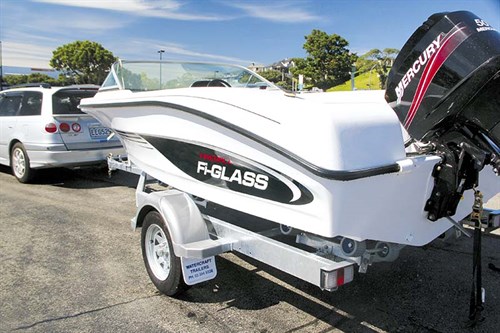 Mercury outboard on Fi-Glass 475 Fireball