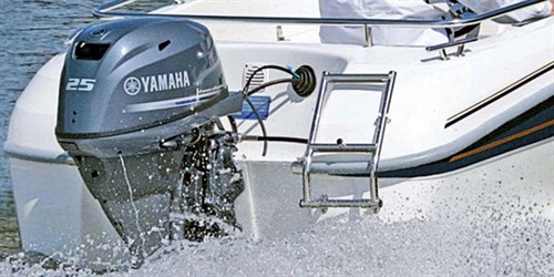 Yamaha F25D on boat
