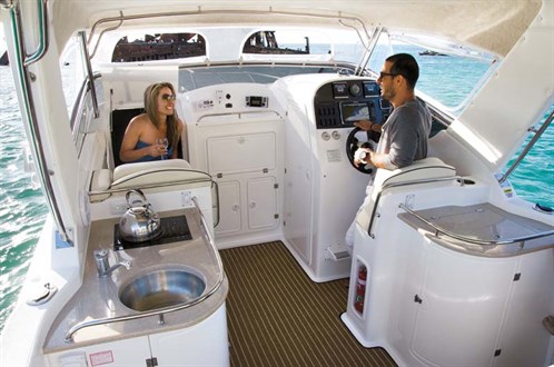 Powercat 3100 Platinum Series Cruiser layout