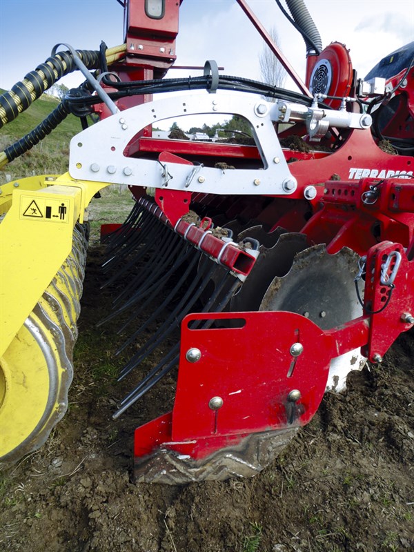 Pottinger -Terradisc -3001_finger -tines _P1030685