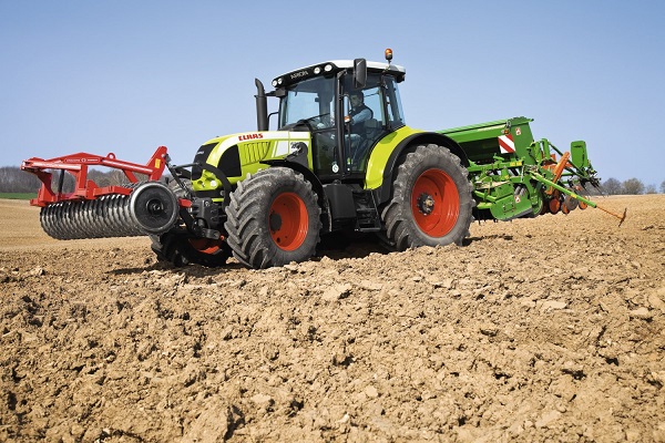 Claas Arion 630CIS