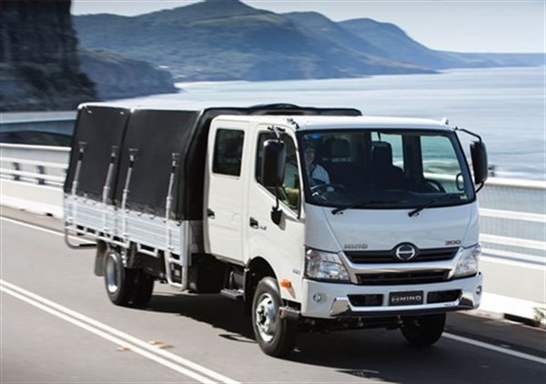 Hino -300-series -921-truck -reviewexterior -atn _498x 350-1-[1]