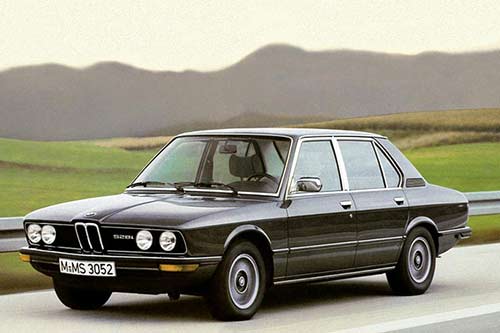 BMW-528i -E12-2