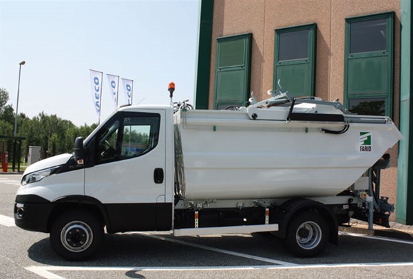 Iveco -Daily ,-van ,-review ,compact ,-ATN