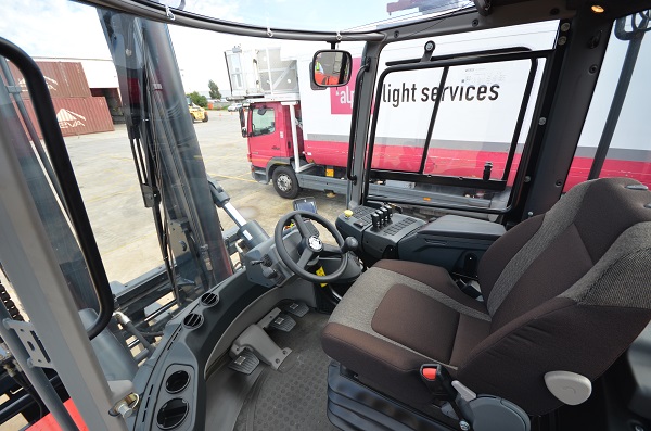 Kalmar DCG160-cab