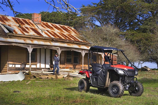 Honda 500 Pioneer UTV_1