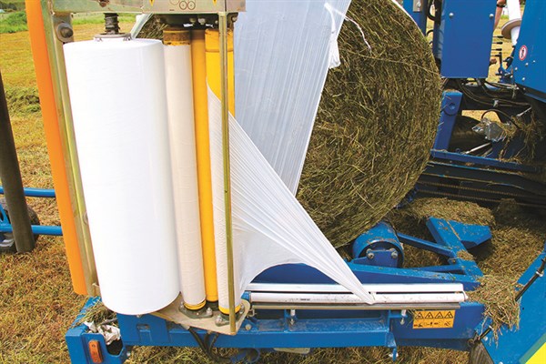 Net Film The Three Roller Tensioners On The Wrapping Heads Ensure Even Tightly Wrapped Bales