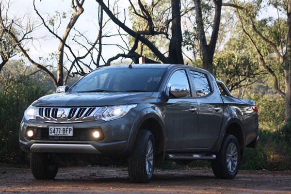 Mitsubishi Triton GLS Double Cab _styling _1