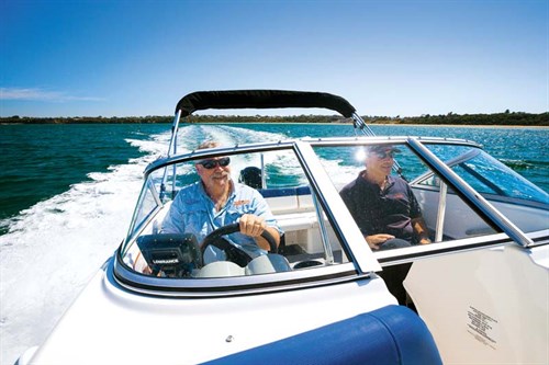 Cockpit on Bayliner 170 Outboard