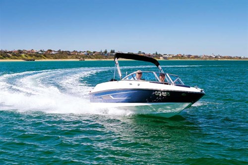 Bayliner 170 Outboard on the water