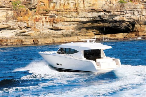 Maritimo S48 on the water
