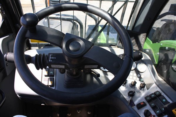 Faresin FH7.30C Agri PTO_interior _4