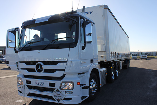 Mercedes -Benz ,-Actros -2644LS-Fleet Star ,-truck ,-review ,-ATN2