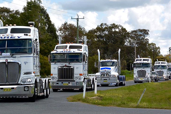 Riverina -Truck -Show -and -Kids -Convoy ,-Mack -Super -Liner ,-TT2