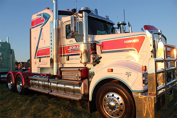 Riverina -Truck -Show -and -Kids -Convoy ,-Mack -Super -Liner ,-TT14