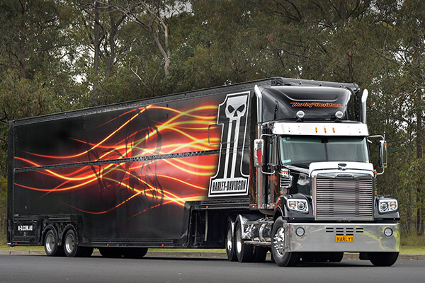 Freightliner ,-review ,-tradetrucks ,-Harley -Davidson ,-TT3