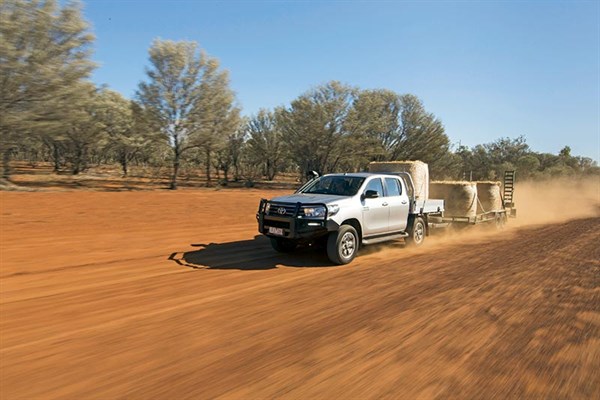 2016 Toyota Hilux SR 4x4