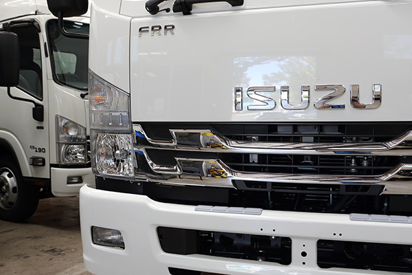 Isuzu -Australia ,-F-Series ,-Trade Trucks3