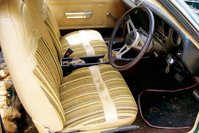 Charger -interior