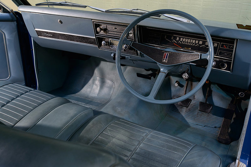 Holden -HK-Monaro -186-interior -dash