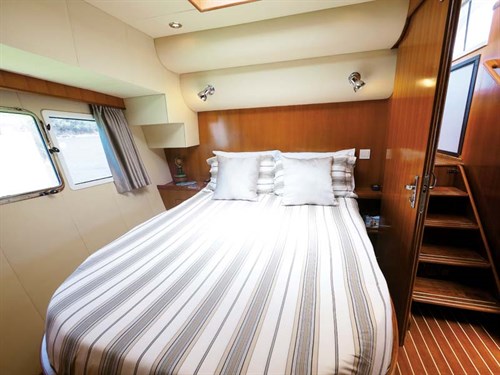 Integrity 460 Grand Sedan stateroom