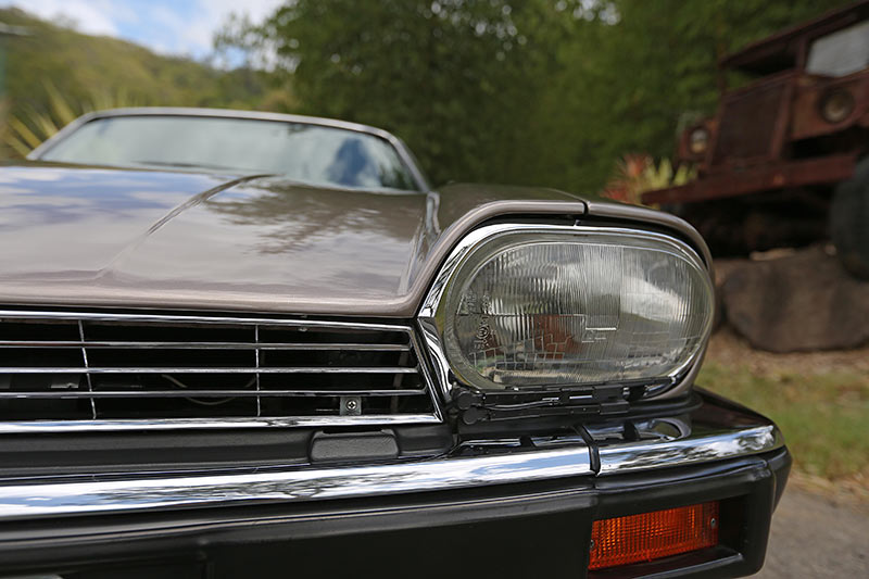 Jaguar -XJS-front -headlight