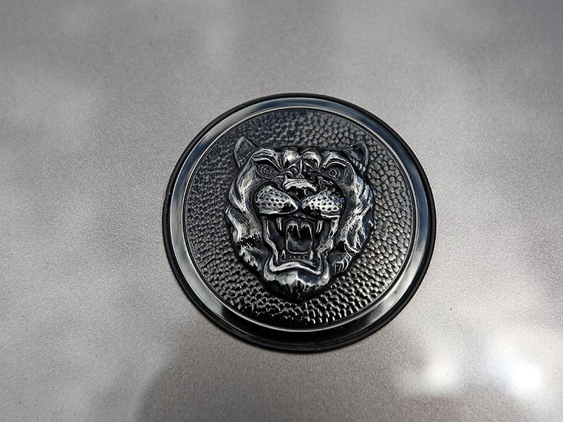 Jaguar -XJS-badge