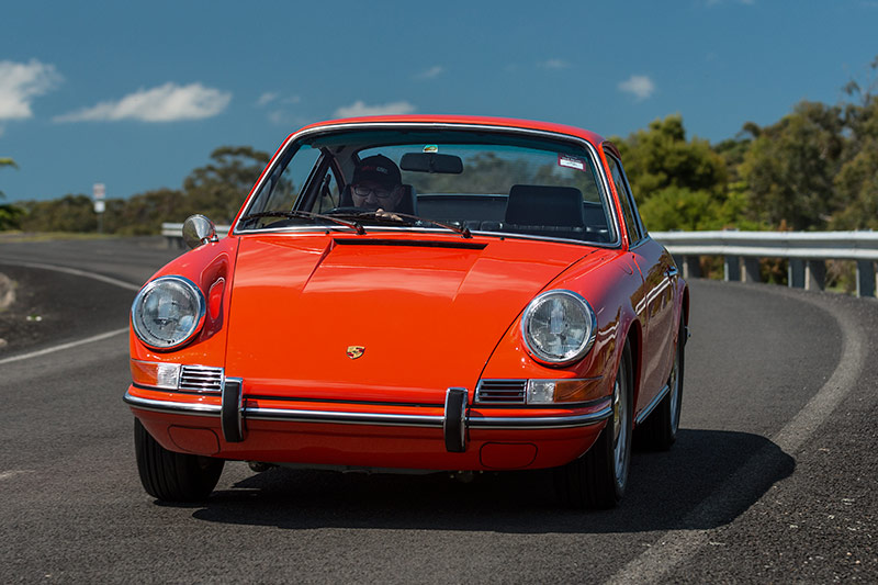 Porsche -911T-onroad -front