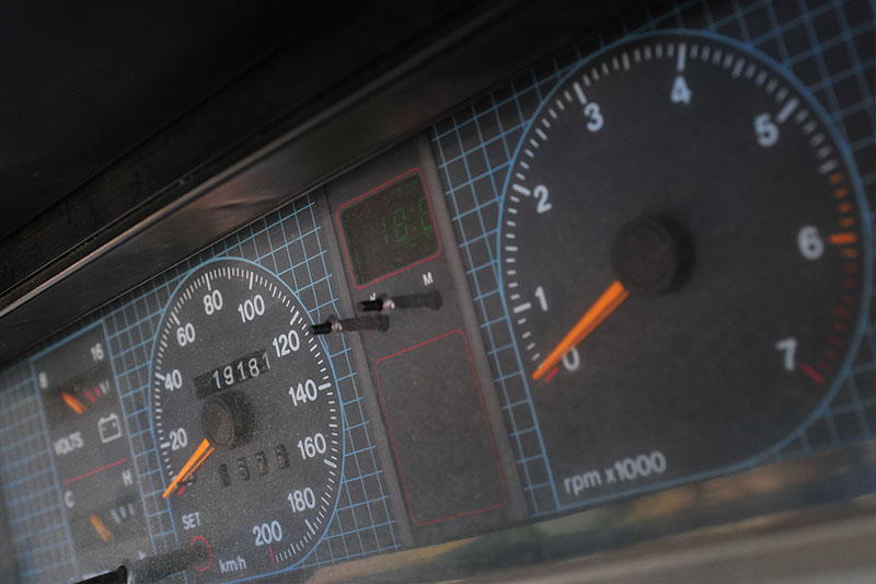 Holden -Commodore -VL-Turbo -gauges