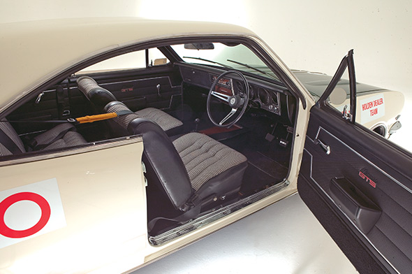 Holden -ht -monaro -350-interior