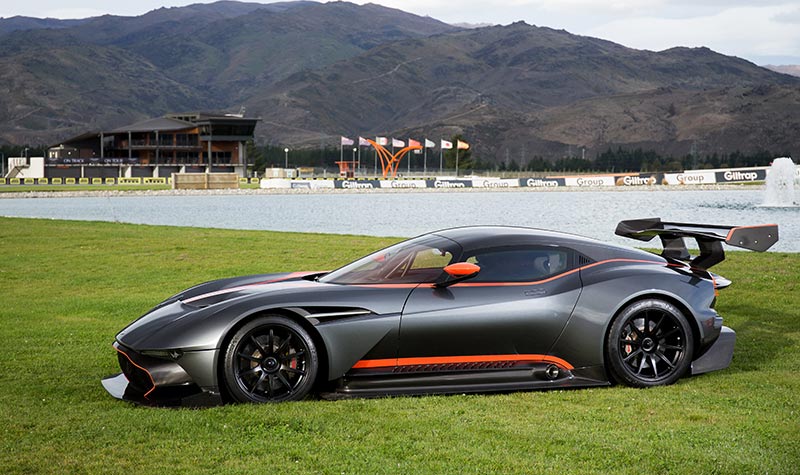 Aston -martin -vulcan -profile