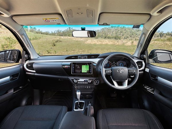 Head -to -head ,-Holden -Colorado -Z71-vs -Toyota -Hilux -SR5,-Review ,-Matt -Wood ,-ATN8