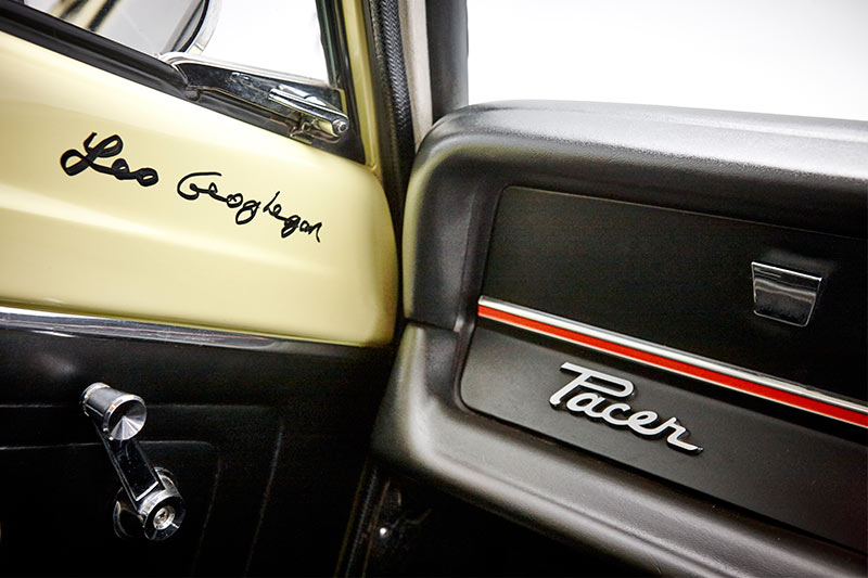 Chrysler -valiant -pacer -interior -front