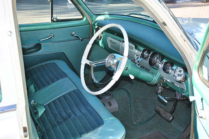 Chrysler -royal -interior -front