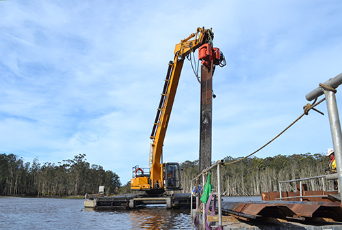 Review: Rongsheng Zhenyu ZY210SD4 floating excavator