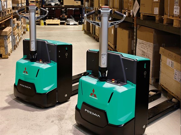 Mitsubishi -Premia ,-Review ,-ATN