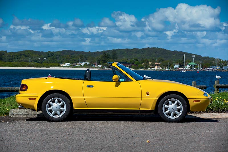 Mazda -mx 5-onroad -4