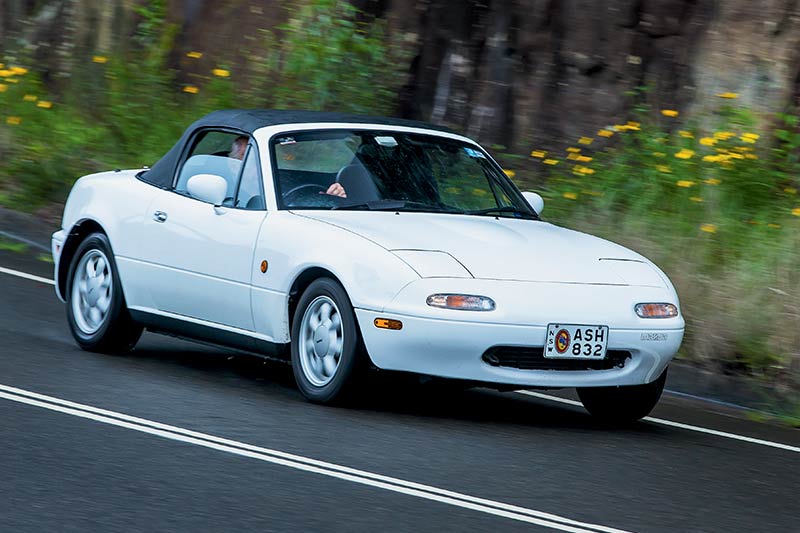 Mazda -mx 5-onroad -2