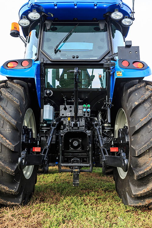 New Holland TD590 tractor rear view