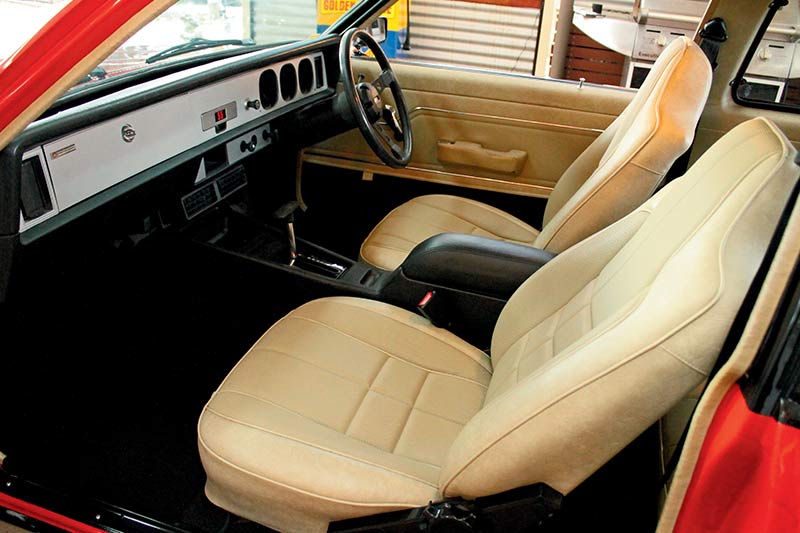 Holden -torana -hatch -interior -after