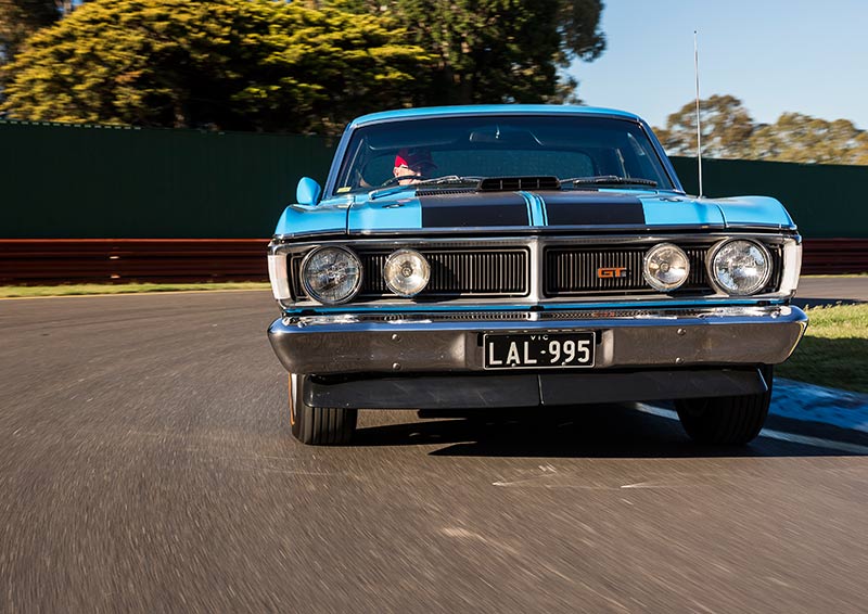 Ford -Falcon -GT-HO-Phase -III-drive