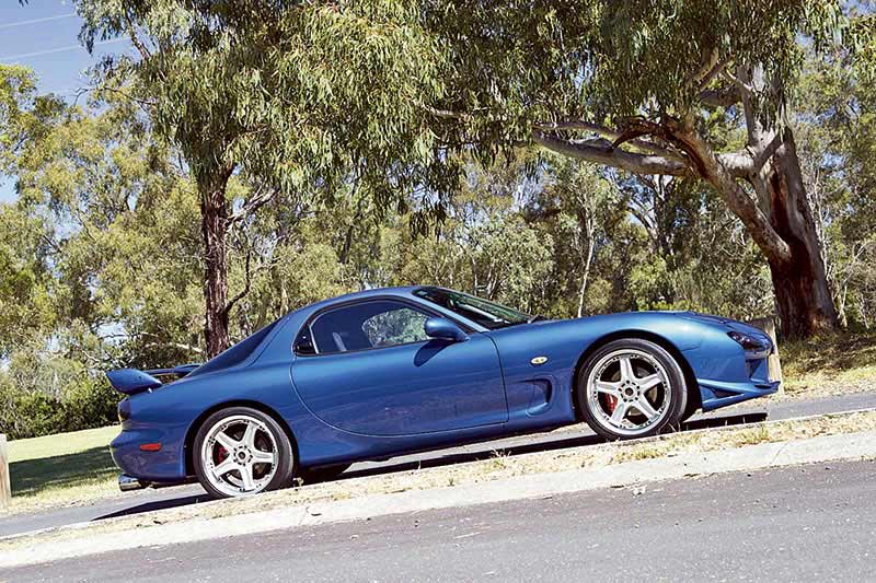 Mazda Rx -7 Bathurst R Sideview