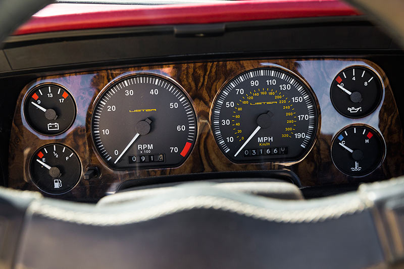 Lister -le -mans -gauges