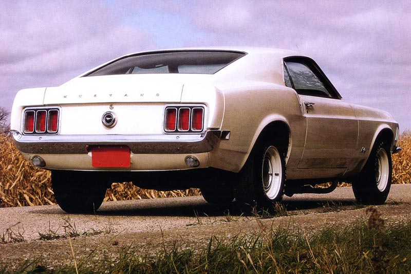 FORD-MUSTANG